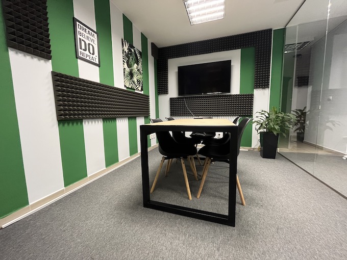 Wynajem biurka w Katowicach